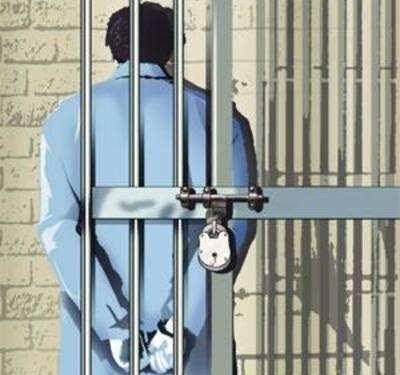 हडपसर पोलीस ठाणे परिसरात दहशत माजविणा-या, अट्टल गुन्हेगारावर मा. पोलीस आयुक्त, पुणे शहर यांची एम.पी.डी.ए. कायद्यान्वये ८८ वी स्थानबध्दतेची कारवाई