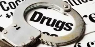 अंमली पदार्थ विरोधी पथक 2  ची धडाकेबाज कामगिरी ताडीवाला रोड भागात चरस तस्करी करणारा इसम जेरबंद