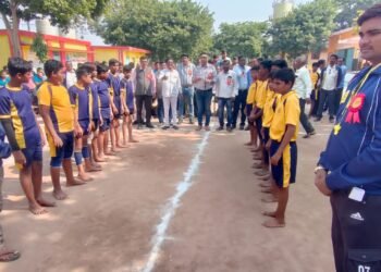 स्मार्ट ग्राम मंगी (बु) येथे अंबुजा फाउनडेशन अंतर्गत शाळांच्या क्रीडा स्पर्धा संपन्न.