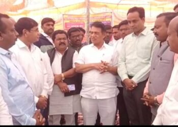 विज वितरण कंपनीच्या संपाला पाचोरा कॉंग्रेसचा पाठींबा, महावितरणात अदानी ताब्यात देण्याचा विरोध.