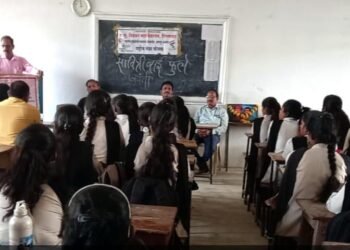 बिडकर महाविद्यालय हिंगणघाट येथे क्रांतीज्योति सावित्रीबाई फुले जयंती साजरी.