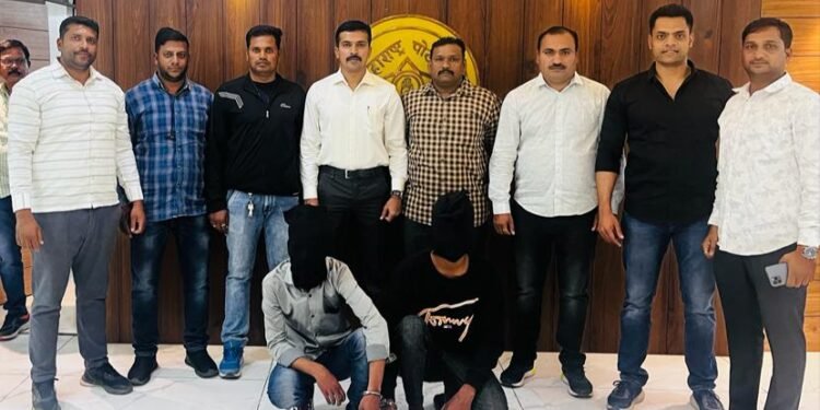 १ वर्षापासून फरारी असलेला रेकॉर्ड वरिल गुन्हेगार जेरबंद करून दरोडा, जबरी चोरी, वाहन चोरी व इतर चोरीचे गुन्हे उघडकीस