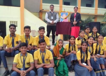 इन्फंट् जिजस इंग्लिश पब्लिक हायस्कूल राजुरा येथे क्रांतीज्योती सावित्रीबाई फुले यांची जयंती उत्साहात साजरी.