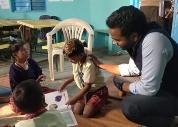 मुख्य कार्यकारी अधिकारी रोहन घुगे यांनी घेतला हिंगणघाट व समुद्रपुर पंचायत समितीचा आढावा बैठक