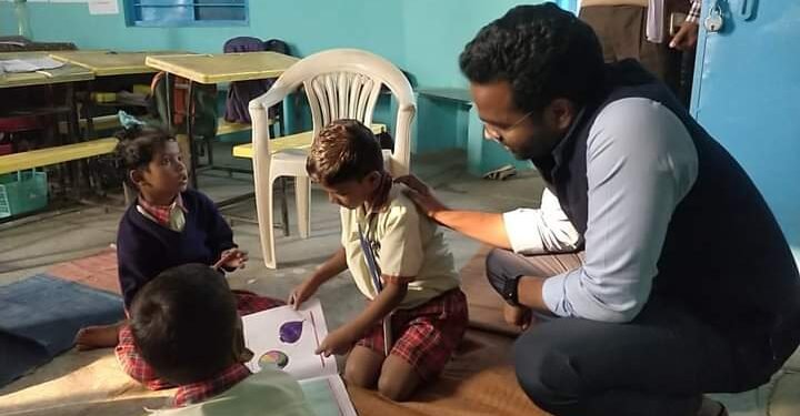 मुख्य कार्यकारी अधिकारी रोहन घुगे यांनी घेतला हिंगणघाट व समुद्रपुर पंचायत समितीचा आढावा बैठक