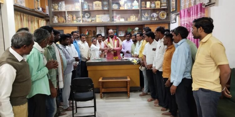 हंसराज अहिर भारत सरकार ओबीसी आयोगचे अध्यक्ष यांच्या उपस्थिती अनेकांच्या भाजपा मध्ये पक्ष प्रवेश.