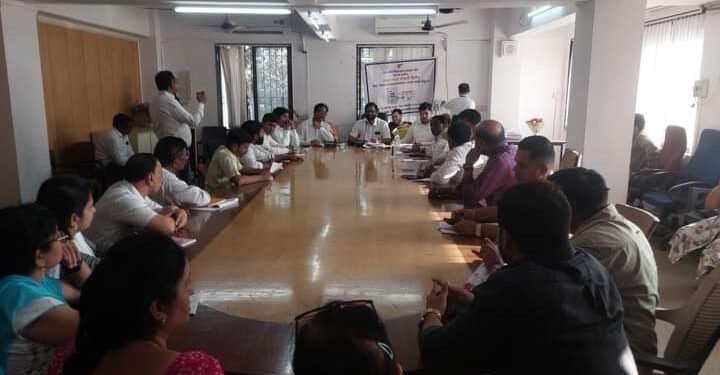 माजिवडे प्रभाग समिती अपयशी ठरल्याने  भाजपाने कार्यालयात उघडले नागरी समस्यांचे गाठोडे.