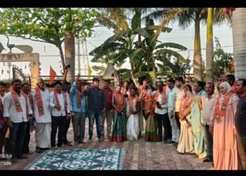 देवाडा इथे सरपंच व उपसरपंचपदी भाजपाचा झेडा, थेट सरपंच पदाकरित शंकर मडावी तर उपसरपंच पदी सत्यावा बोन्कूर.