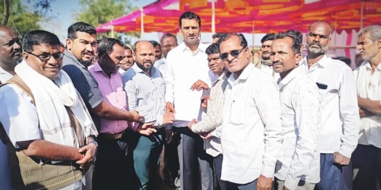 नेवासा: ख्रिस्ती समाजावरती सातत्याने ठीक ठिकाणी अन्याय, अत्याचार, समाजातर्फे अन्याय रोखण्यासाठी निवेदन.