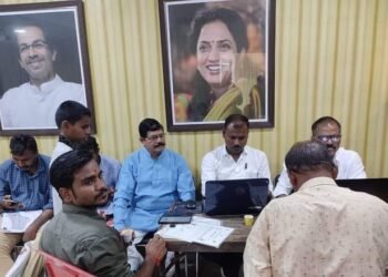 शिवसेना ठाणे जिल्हा शाखा व दिव्यांग शिव क्रांती सेना यांच्या संयुक्त विद्यमाने दिव्यांगजन रेल्वेप्रवास सवलत नोंदणी शिबीर