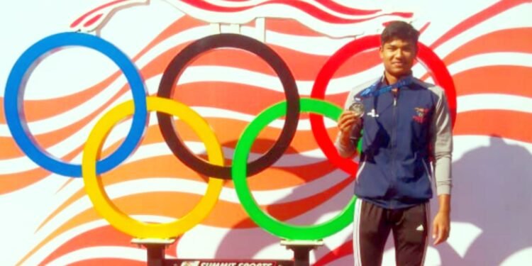 “महाराष्ट्र राज्य आलंपिक” मध्ये जलतरण स्पर्धेत हिंगणघाटच्या साहील तराळे ला रजत पदक.