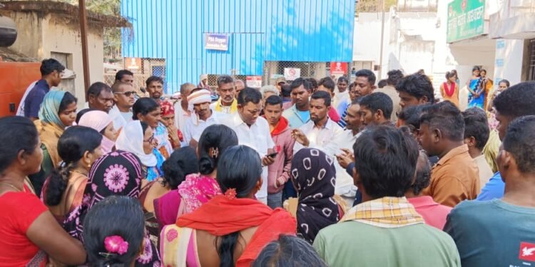 पत्तीगाव अंगणवाडी सेविकेला अज्ञातानी तोंडाला व हाताला दोरीने बांधून जंगलात सोडले, अंगणवाडी सेविका जखमी.