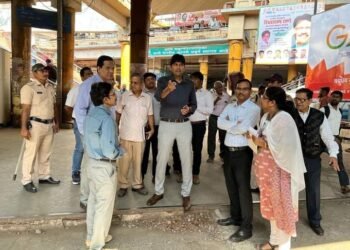 ठाणे रेल्वेस्थानक परिसर कायमस्वरुपी फेरीवाला मुक्त होईल या दृष्टीने कार्यवाही करावी; महापालिका आयुक्त अभिजीत बांगर