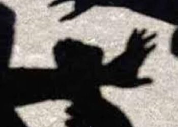 अंबरनाथ: विद्यार्थीनीवर धारदार पातेने हल्ला करण्याचा आरोपी तरुणाचा प्रयत्न.