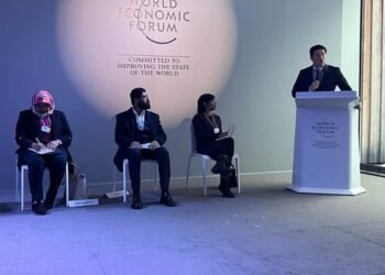 बदलत्या पर्यावरणाचा विकासावर परिणाम आणि पर्यावरणपूरक विकास या विषयावरील चर्चा संमेलनाचे आयोजन.