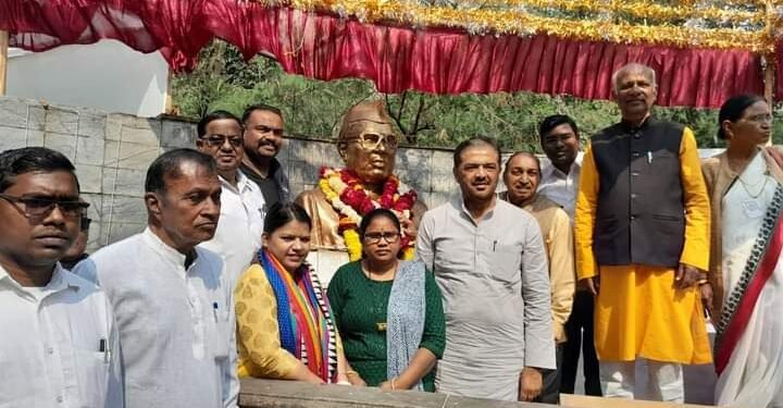 स्वातंत्र्य सेनानी, मच्छिमार समाजाचे महर्षी जतिरामजी बर्वे यांचा 39 वा स्मृतिदिन झिरो माइल, नागपुर येथे साजरा.