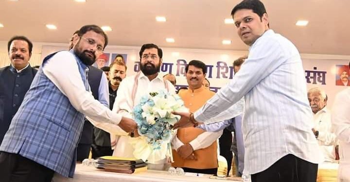 जुन्या पेन्शन योजनेबाबत शिक्षण विभागाकडून अभ्यास सुरू मुख्यमंत्री एकनाथ शिंदे यांचे शिक्षक मेळाव्यात प्रतिपादन.