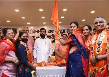 शिवसेना उद्धव बाळासाहेब ठाकरे गटाला पुन्हा ‘दे धक्का’, ठाणे शहरातील शिव सैनिकांचा बाळासाहेबांची शिवसेना पक्षात प्रवेश.