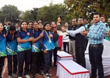 महसूल विभागाच्या जिल्हास्तरीय क्रीडा व सांस्कृतिक स्पर्धेत जिल्हाधिकारी कार्यालयास विजेतेपद तर वरोरा उपविभाग उपविजेता.