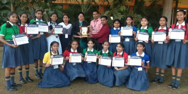 विदर्भ स्तरीय नृत्य स्पर्धेत राजुरा येथील इन्फंट कॉन्व्हेंट प्रथम.