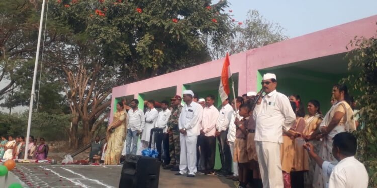 74 व्या प्रजासत्ताक दीन आस्तगाव येथे उत्साहपूर्ण वातावरणात साजरा.