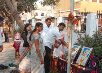 प्रियदर्शिनी इंदिरा गांधी इंग्लिश मीडियम स्कूल येथे प्रजासत्ताक दिन उत्साहात साजरा.