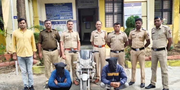 नागपुर ते जाम महामार्गावर गांजाची तस्करी करणाऱ्या हिंगणघाटच्या दोन ईसमांवर समुद्रपुर पोलिसांची कारवाई