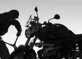 फक्त शौक म्हणुन महागडी दुचाकी गाडी चोरणाऱ्यास भारती विद्यापीठ पोलीसांकडुन अटक