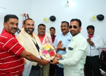 राहता येथे म्युझिक हाऊस आणि फोटोग्राफी स्टुडिओ अकॅडमीचे उद्घाटन.