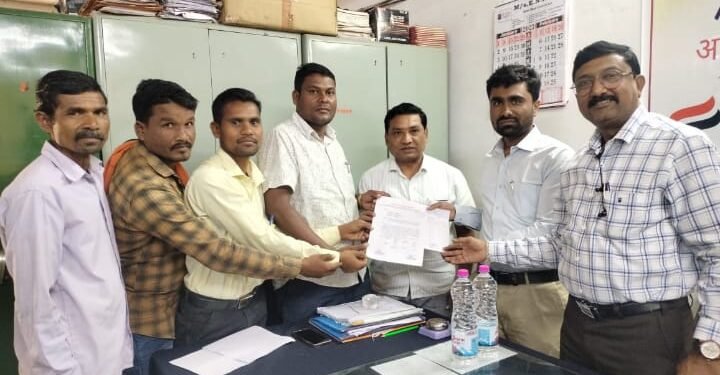 एटापल्ली तालुक्यातील पारपनगुडा ते वाघेझरी पर्यंत डांबरीकरण रस्त्याचे बांधकाम सुरू करण्याची नागरिकांची मागणी.