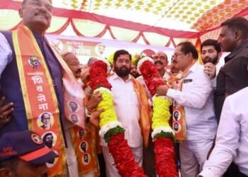 कल्याण श्री मलंगगड येथे मुख्यमंत्री एकनाथ शिंदे यांनी घेतल श्री मच्छिंद्रनाथांचे भक्तीभावाने दर्शन.