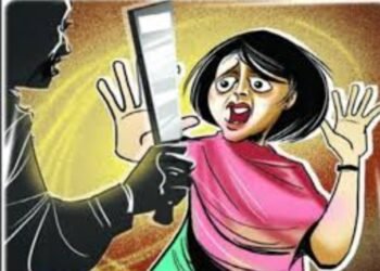 नाशिक: भाऊ आणि बहीणीवर थेट कोयत्यानेच हल्ला, टवाळखोरांना कायद्याचा किंवा पोलिसांचा धाक राहिला नाही का?