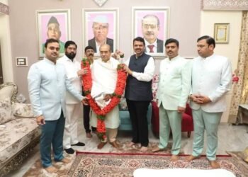 ज्येष्ठ समाजसेवक व निरूपणकार आप्पासाहेब धर्माधिकारी यांना वर्ष २०२२ चा महाराष्ट्रभूषण पुरस्कार जाहीर.