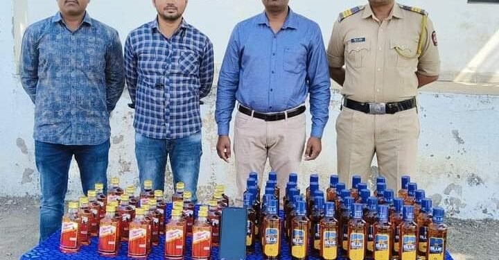 अवैधरित्या दारु विक्री करणाऱ्या एकास पोलिसांनी घेतले ताब्यात, हिंगणघाट गुन्हे प्रकटीकरण पथकाची कारवाई.