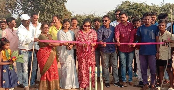 कोत्तापल्ली येथे भव्य टेनिस बॉल क्रिकेट सामन्याचे आयोजन, सांघिक खेळाचे महत्व अनन्यसाधारण: भाग्यश्री ताई आत्राम