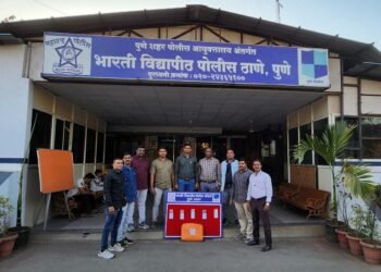 सराईताकडुन १ लॅपटॉप व ५ मोबईल फोन असा एकुण १,३९,५००/- रुपयांचा माल जप्त भारती विद्यापीठ पोलीसांची कामगिरी