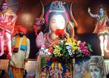 बल्लारपुर में श्री शिव महापुराण ज्ञानयज्ञ की शुरुआत धूमधाम से भव्य कलश शोभा यात्रा से प्रारंभ।