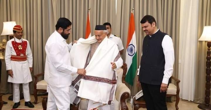 राज्यपाल भगतसिंह कोश्यारी यांचा निरोप समारंभ, मुख्यमंत्री शिंदे आणि उपमुख्यमंत्री फडणवीस उपस्थित.