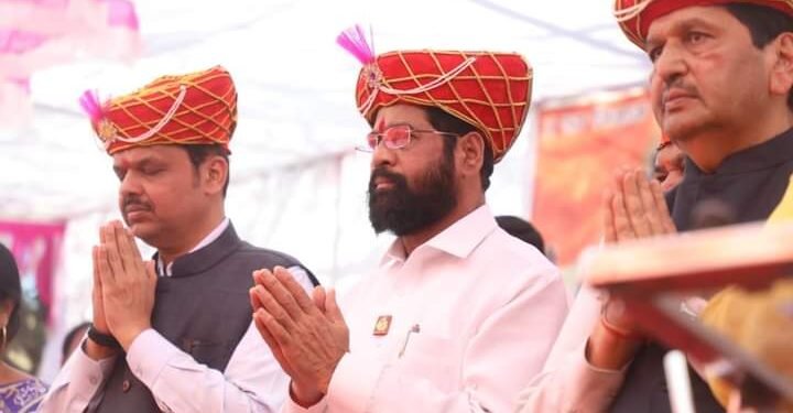 शिवनेरी किल्ल्यावर शासकीय इतमामात शिवजयंती उत्साहात साजरी, मुख्यमंत्री शिंदे व फडणवीस यांची उपस्थिती.