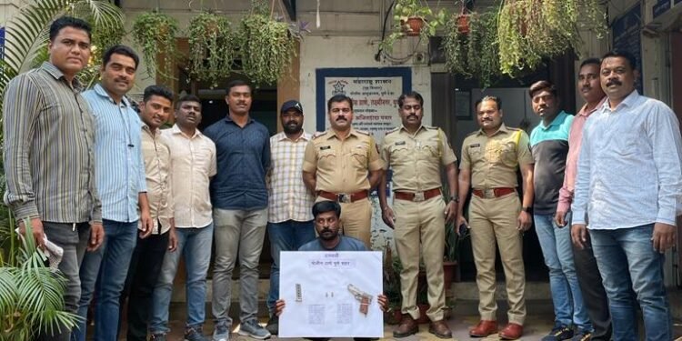दत्तवाडी पोलीस स्टेशन तपास पथाची धडाकेबाज कामगिरी सराईत गुन्हेगार देशी पिस्टल व काडतुसांसह जेरबंद