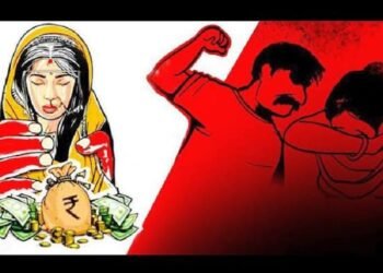 पुण्यात 22 वर्षीय विवाहितेचा अमानुष छळ, डोळ्यात कानात ओतले मिरची पावडरचे पाणी, जळत्या लाकडाने चटके.