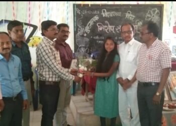 विरूर येथील गुरुनानक विद्यालयामध्ये वर्ग 10 वीच्या विद्यार्थ्यांचा निरोप समारंभ उत्साहात संपन्न.