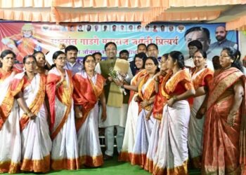 वैराग्यमूर्ती गाडगे महाराजांचे विचार घराघरांत पोहोचावे: सुधीर मुनगंटीवार