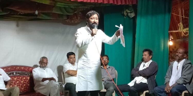 ”आई तूच माझी माऊली” या नाटकाचे राकॉपा प्रदेश सरचिटणीस अतुल वांदिले यांच्या हस्ते उद्घाटन.