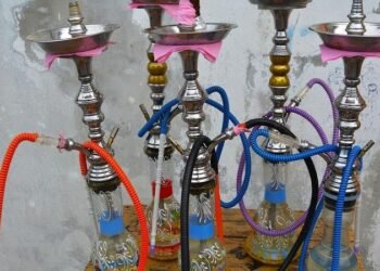 सिंहगड हद्दीतील अवैद्य हुक्का बारवर छापा कारवाई करुन ६८,०००/- रुपये किंमतीचे तंबाखुजन्य हुक्का फ्लेवर, हुक्का पॉट, जप्त