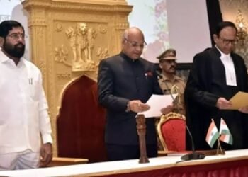 रमेश बैस यांनी राजभवन मुंबई येथे महाराष्ट्राचे 20 वे राज्यपाल म्हणून घेतली शपथ.