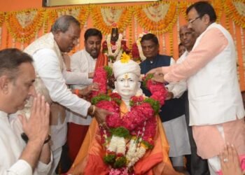 नमामि गंगेच्या धर्तीवर आता महाराष्ट्र राज्यात नमामि चंद्रभागा अभियानाला येणार गती.