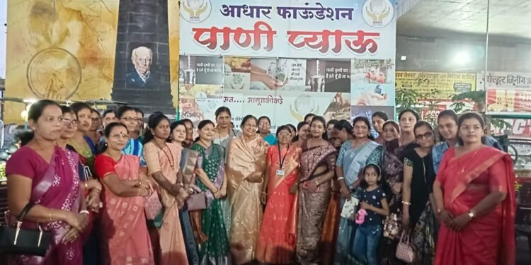 हिंगणघाट: महिला दिनाचे औचित्य साधून आधार फाउंडेशन महिला मंचच्या वतीने पाणी प्याऊचे शुभारंभ