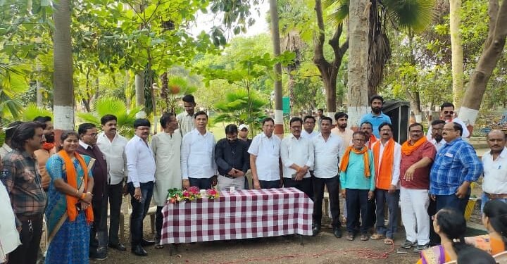 शिवसेना उद्धव बाळासाहेब ठाकरे पक्ष हिंगणघाट शहराच्या वतीने तिथीप्रमाने राजे छत्रपती शिवाजी महाराज जयंती साजरी.