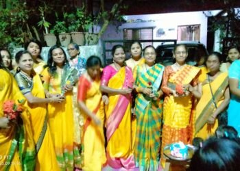 एकता शारदा महिला मंडळ व एकता महिला बचतगट गणेश नगर गडचिरोली येथे जागतिक महिला दिनानिमित्त विविध कार्यक्रमांचे आयोजन.